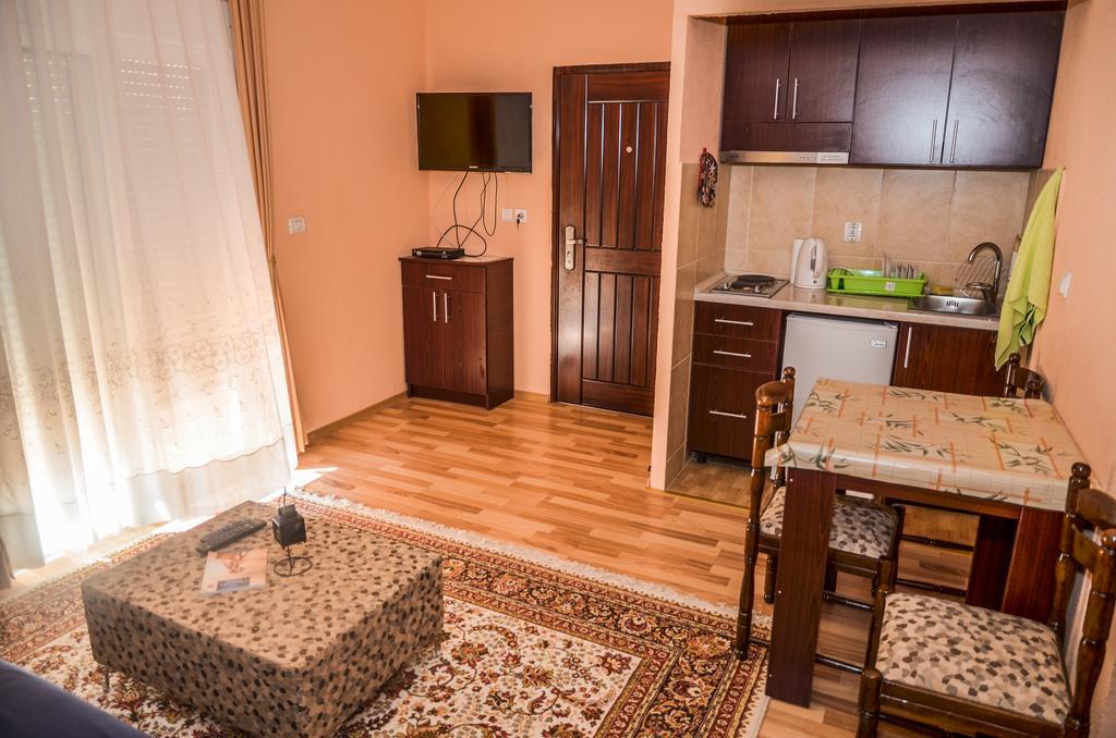 Apartments Paradise Ulcinj Bagian luar foto