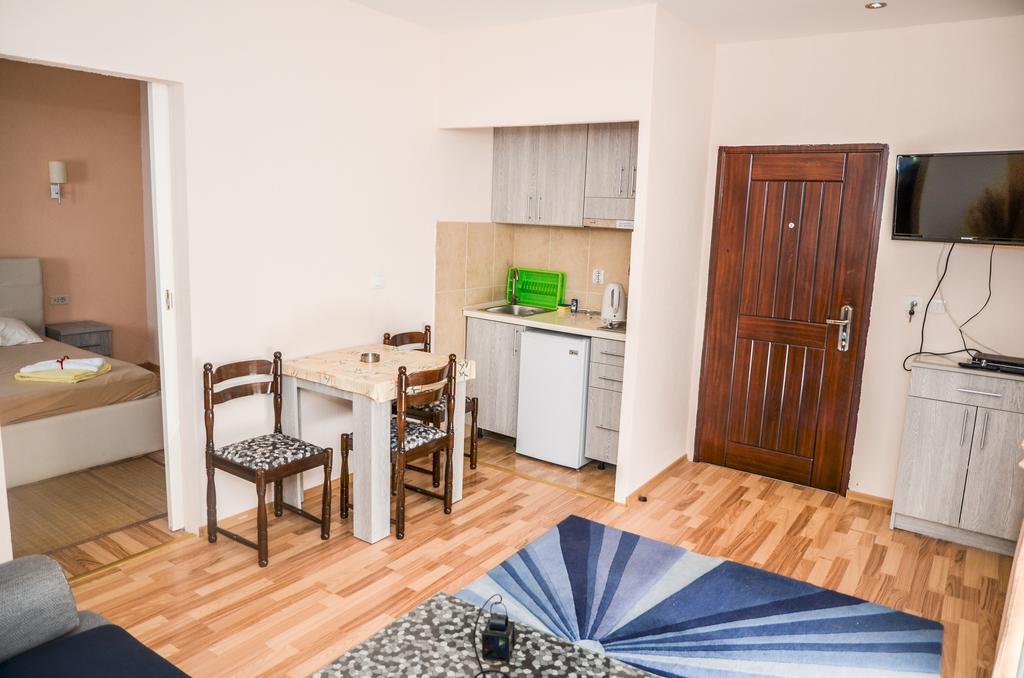 Apartments Paradise Ulcinj Bagian luar foto