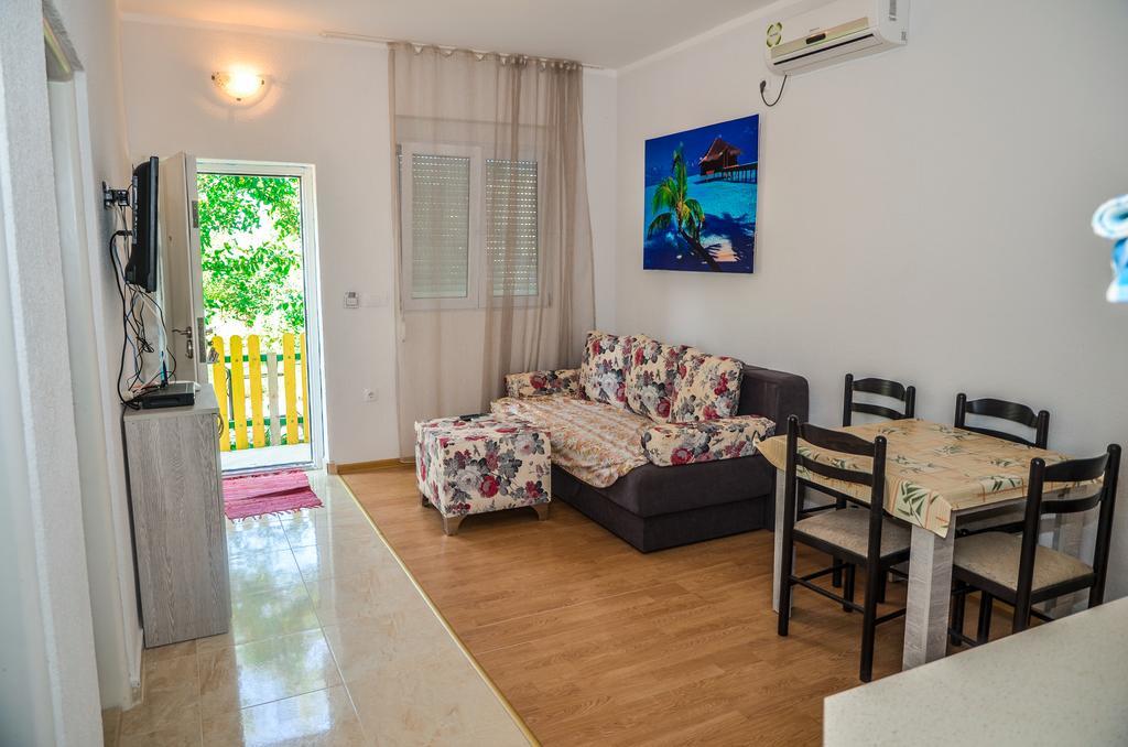 Apartments Paradise Ulcinj Bagian luar foto