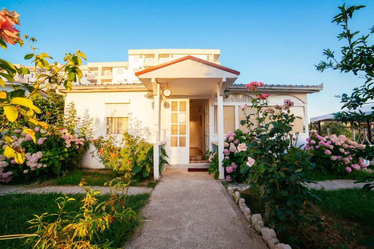 Apartments Paradise Ulcinj Bagian luar foto