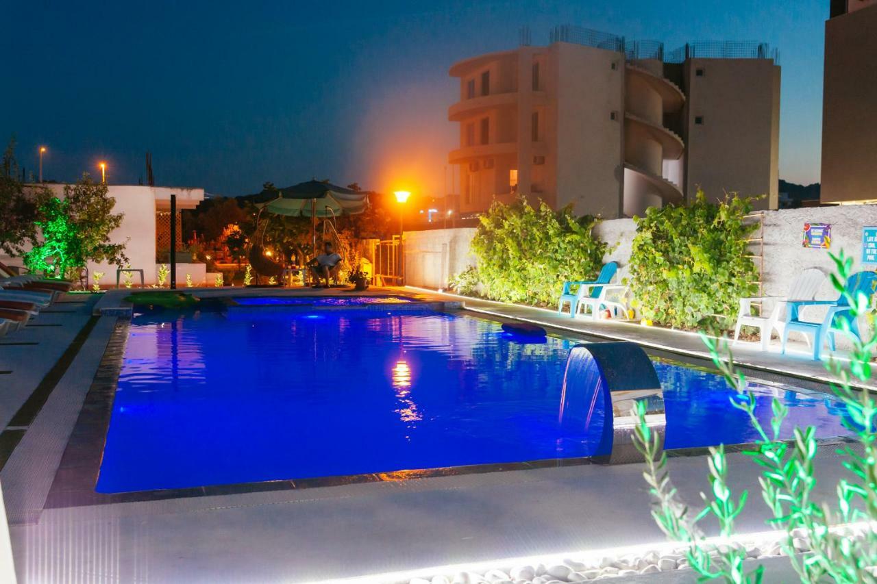 Apartments Paradise Ulcinj Bagian luar foto
